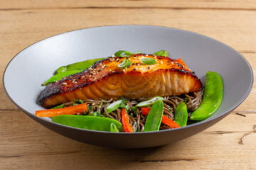 miso salmon with soba noodles and vegetables